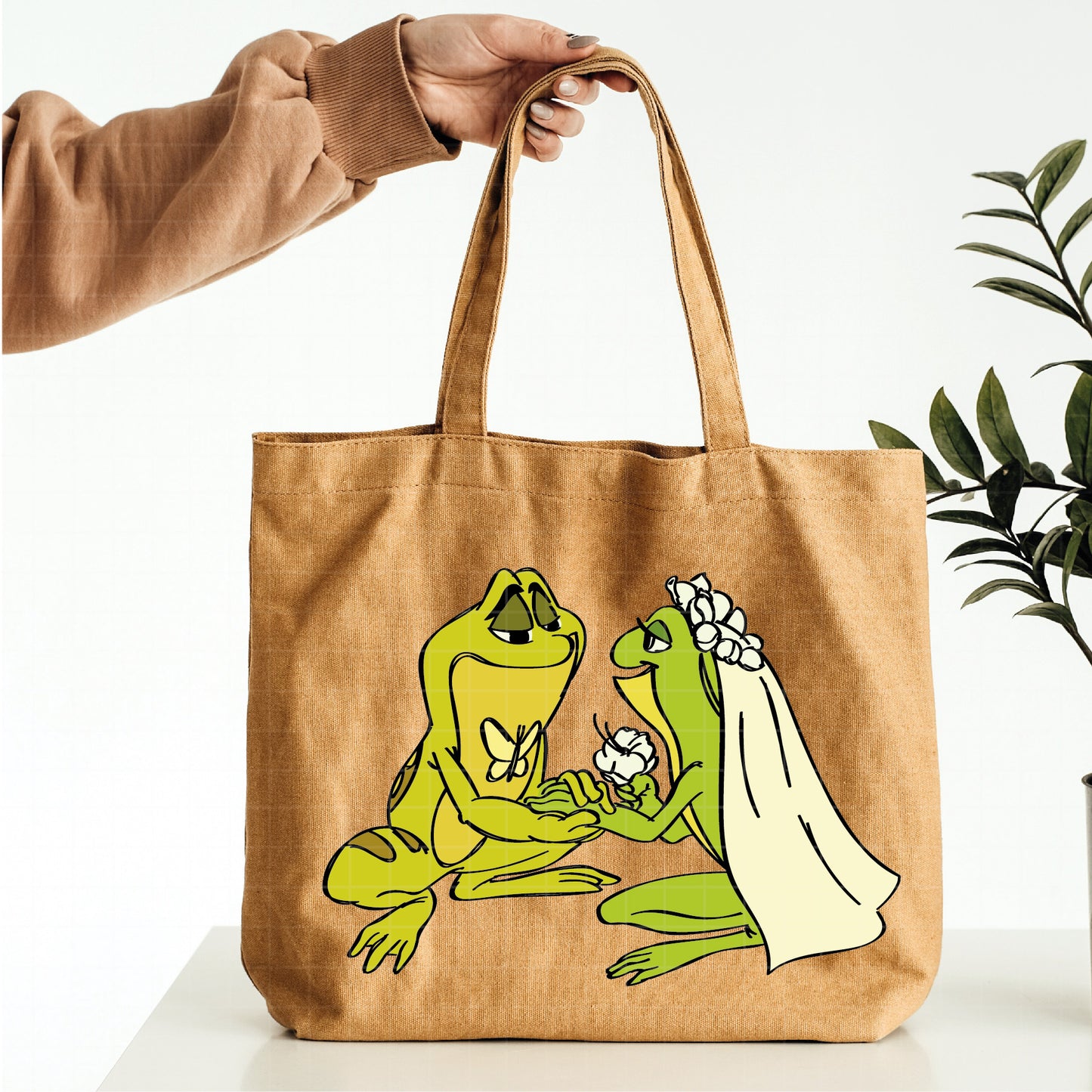 COD2557 - The frog and the Princess svg, tiana svg, frog svg, Princess Tiana with Frog, outline svg, cricut silhouette, Princess svg, Disney svg