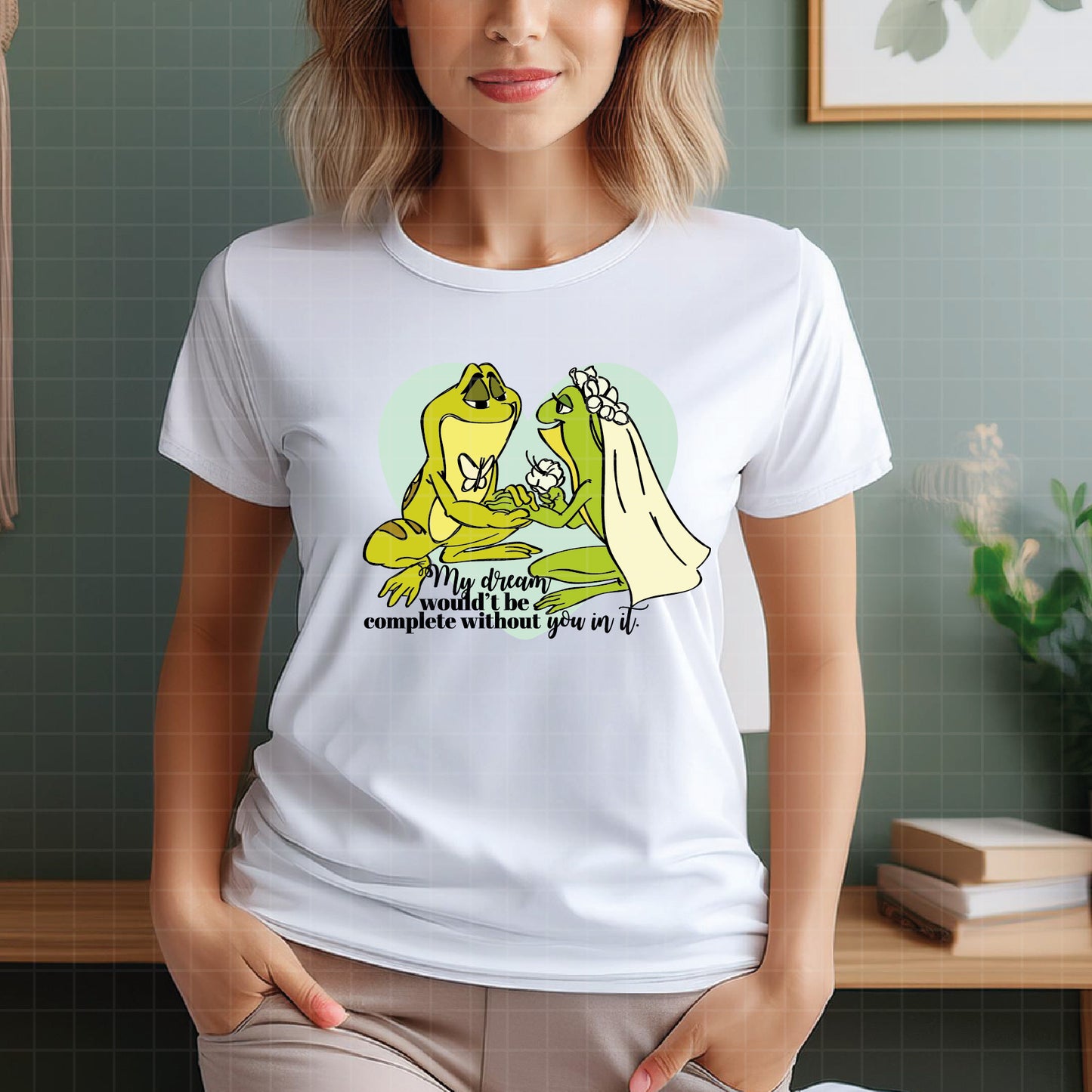 COD2576 - The frog and the Princess svg, tiana svg, frog svg, Princess Tiana with Frog, outline svg, cricut silhouette, Princess svg, Disney svg