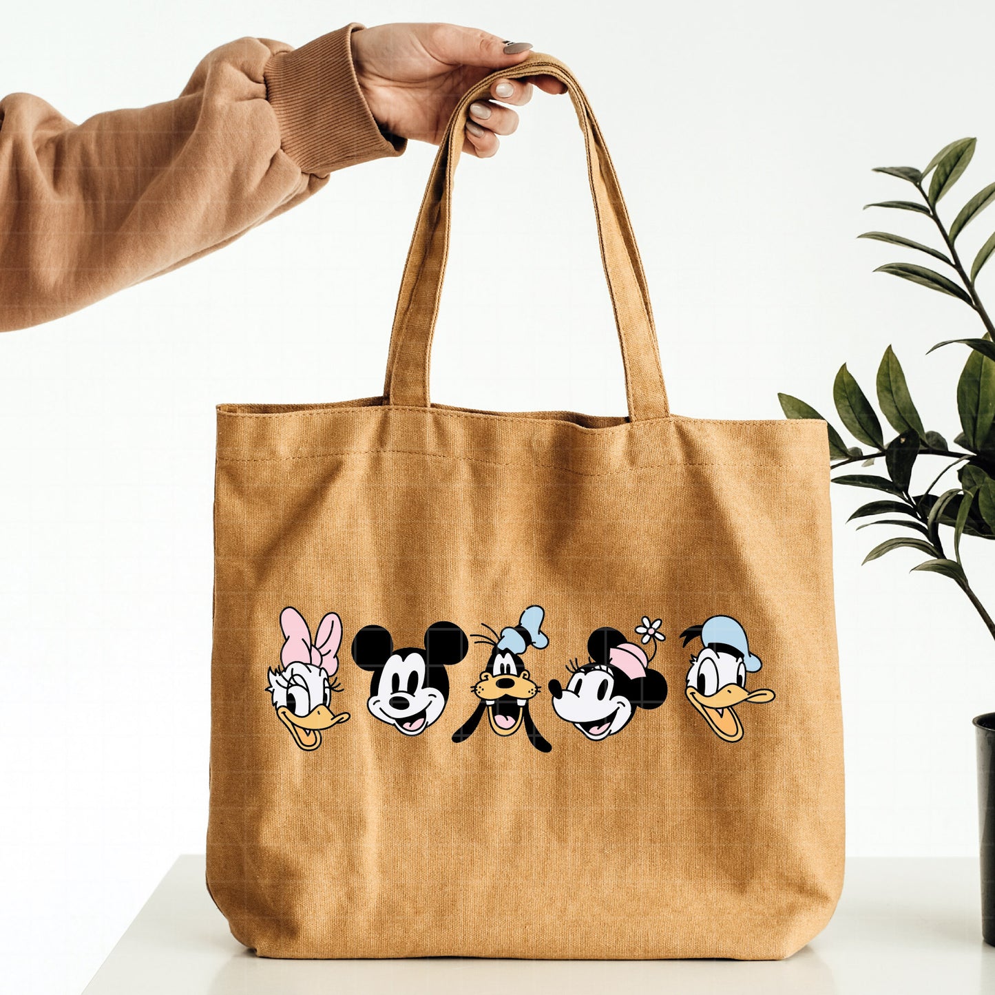 COD2773 - Mickey & co svg, Friends svg, Disney svg, mickey svg, minnie svg, pluto svg, goffy svg, donald svg, Silhouette, Cricut