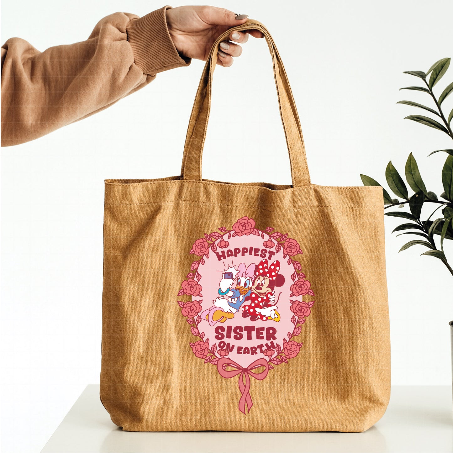 COD3083 - Happiest sister on earth svg, Happy Disney Park svg, Family Trip svg, Vacay Mode Svg, mickey svg, family svg